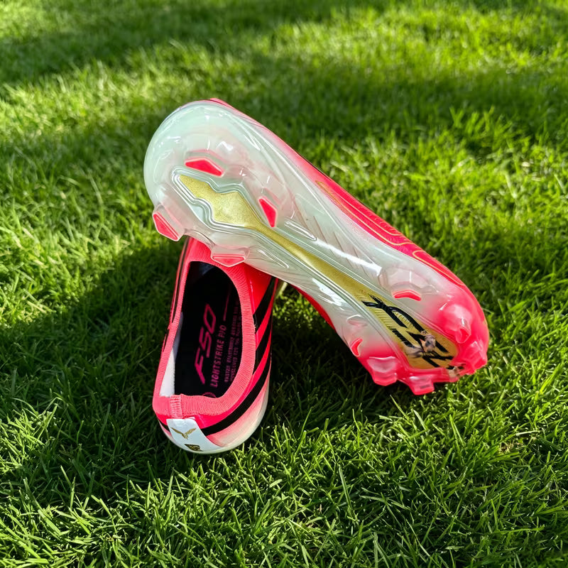 Footballs boots